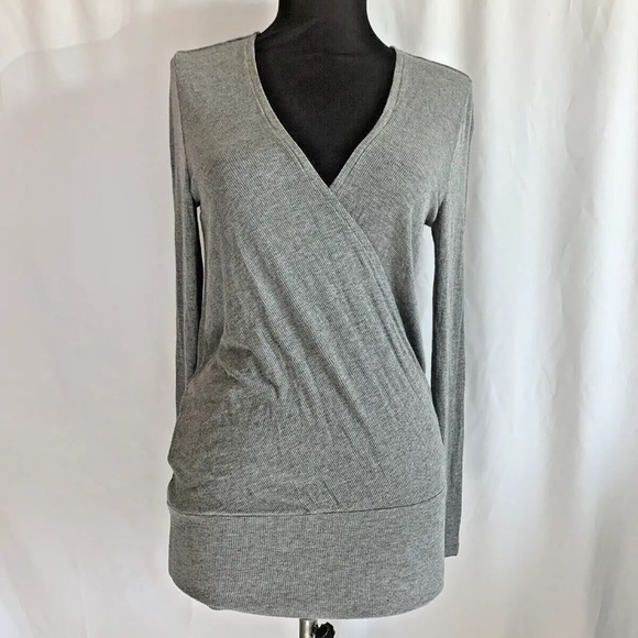 BCBG Maxazria Gray Knit Faux Wrap Top - Size Extra Small NWT - Picture 1 of 5